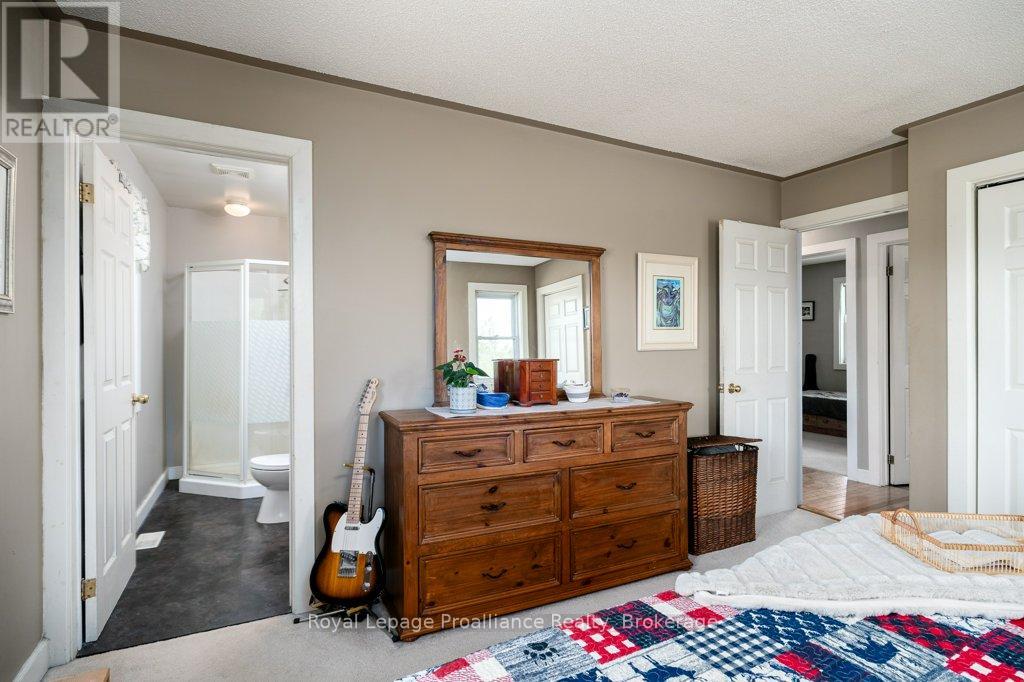 1075 Enright Road Property Photo 23