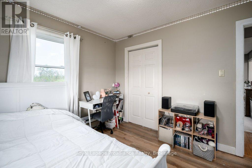1075 Enright Road Property Photo 26