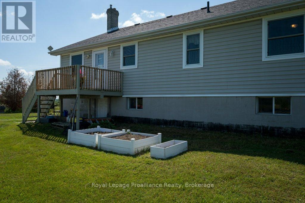 1075 Enright Road Property Photo 40