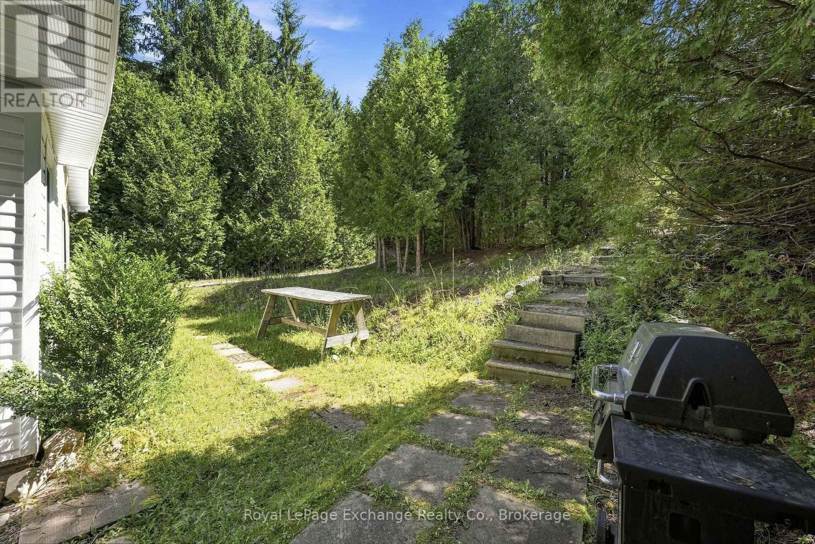 495144 Traverston Road Property Photo 7