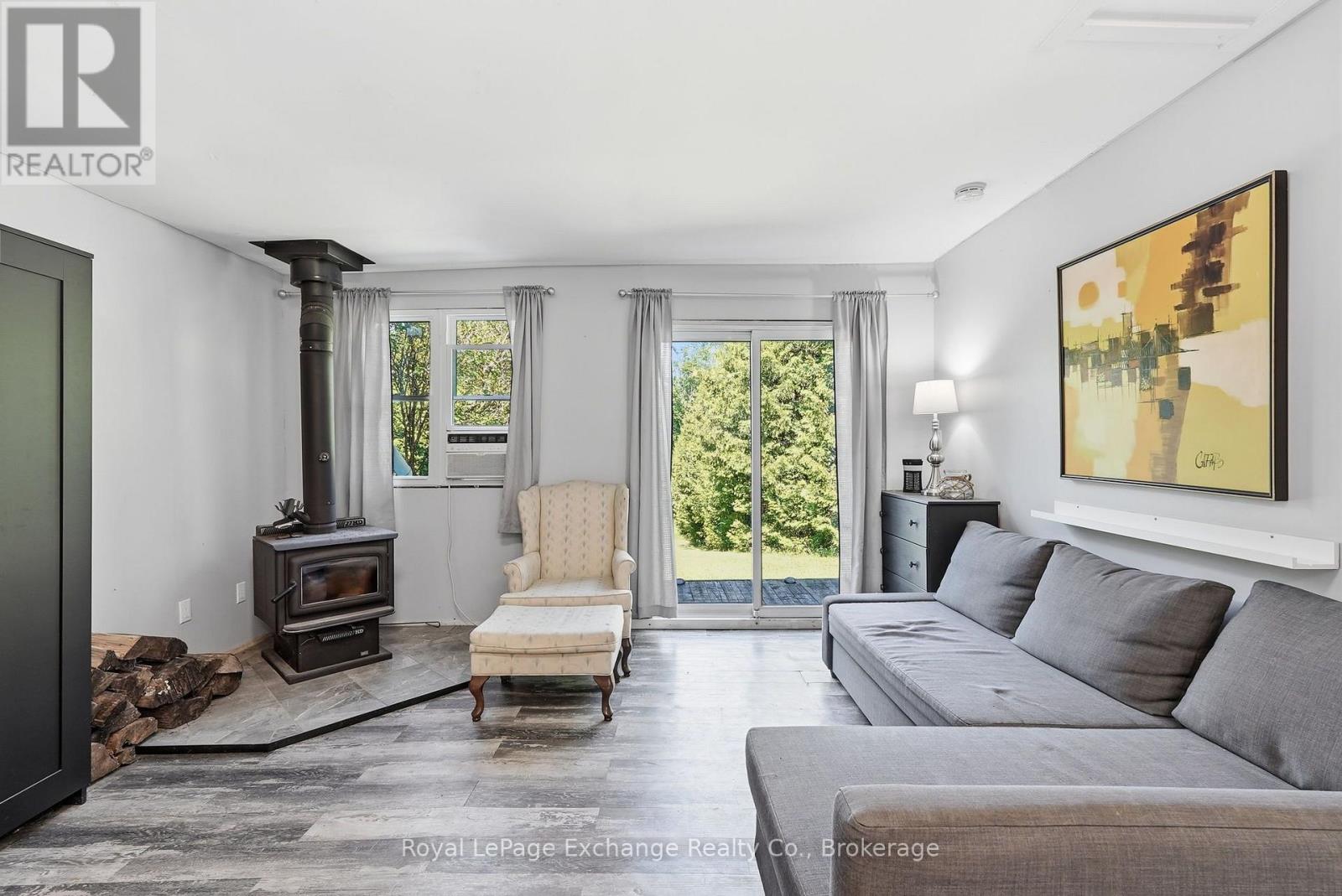 495144 Traverston Road Property Photo 15