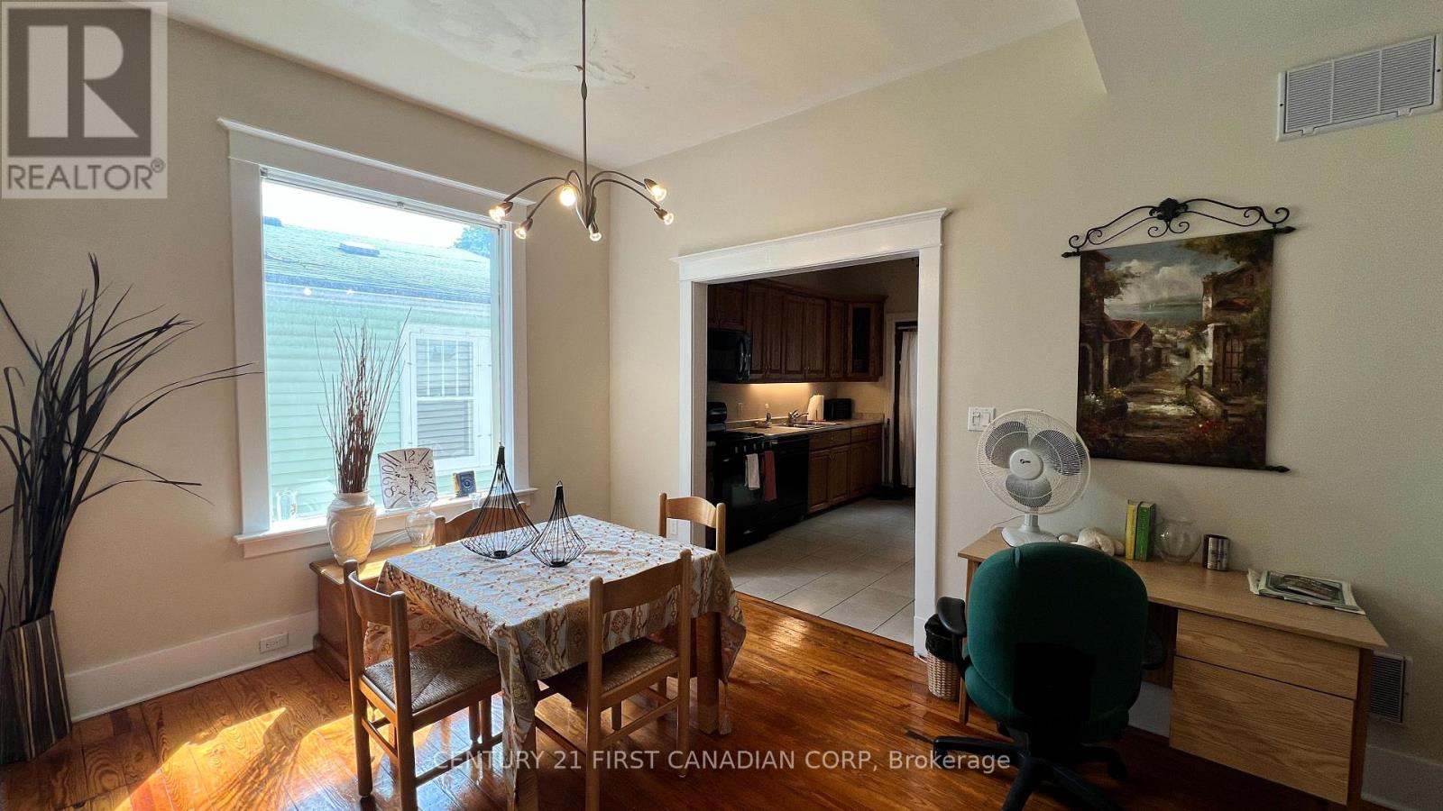 52 Becher Street Property Photo 8