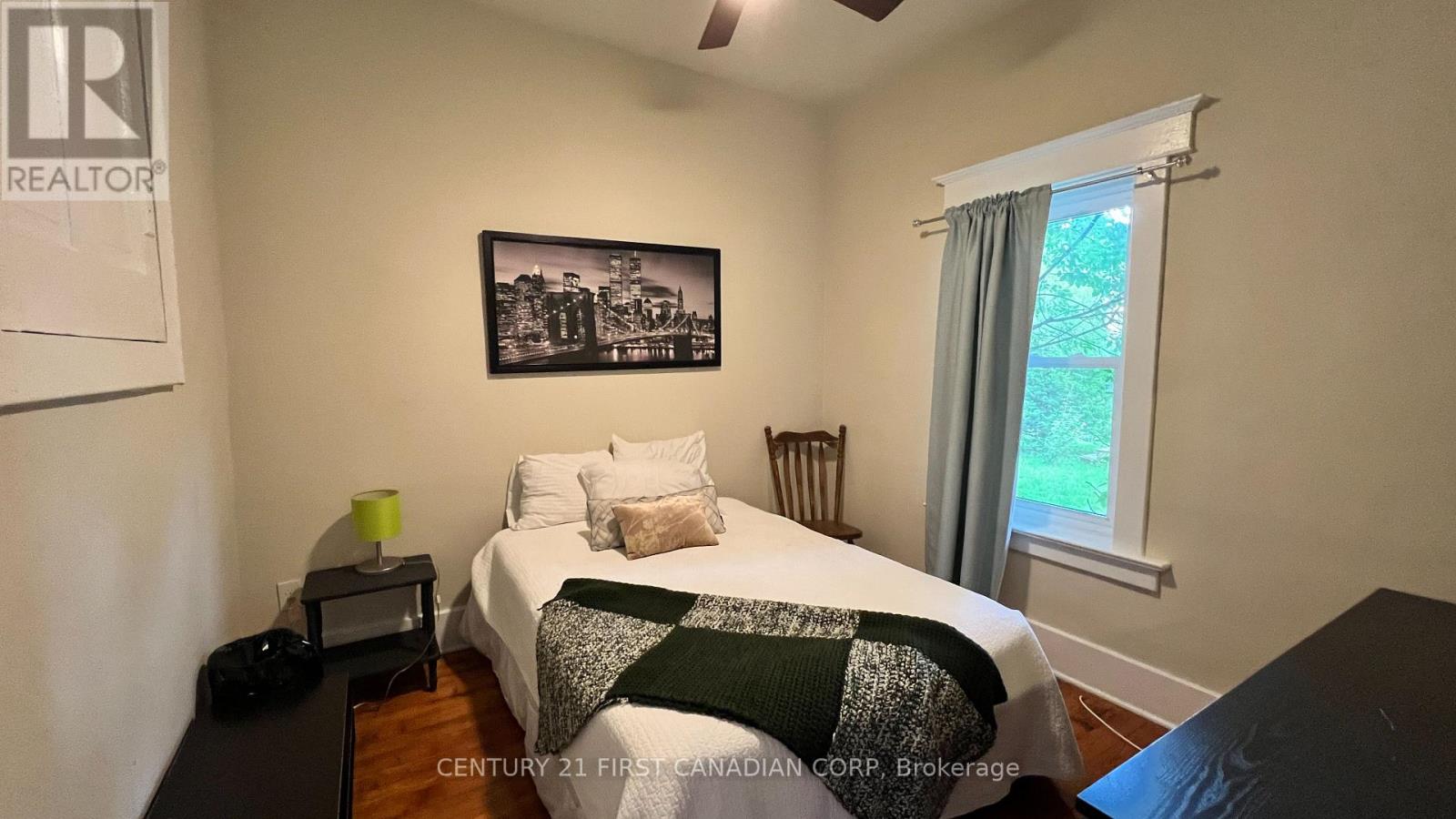 52 Becher Street Property Photo 17