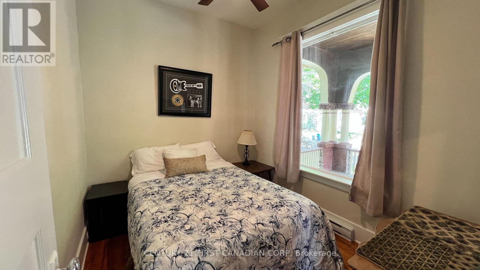 52 Becher Street Property Photo 20
