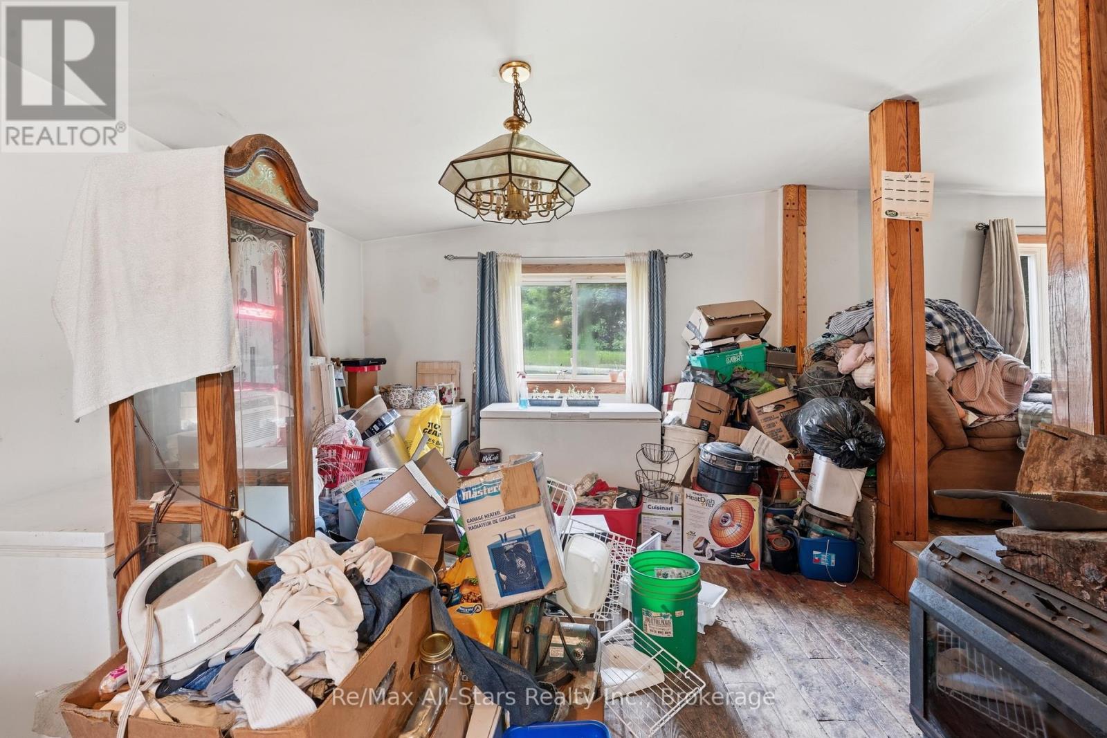19 Christopher Street Property Photo 14