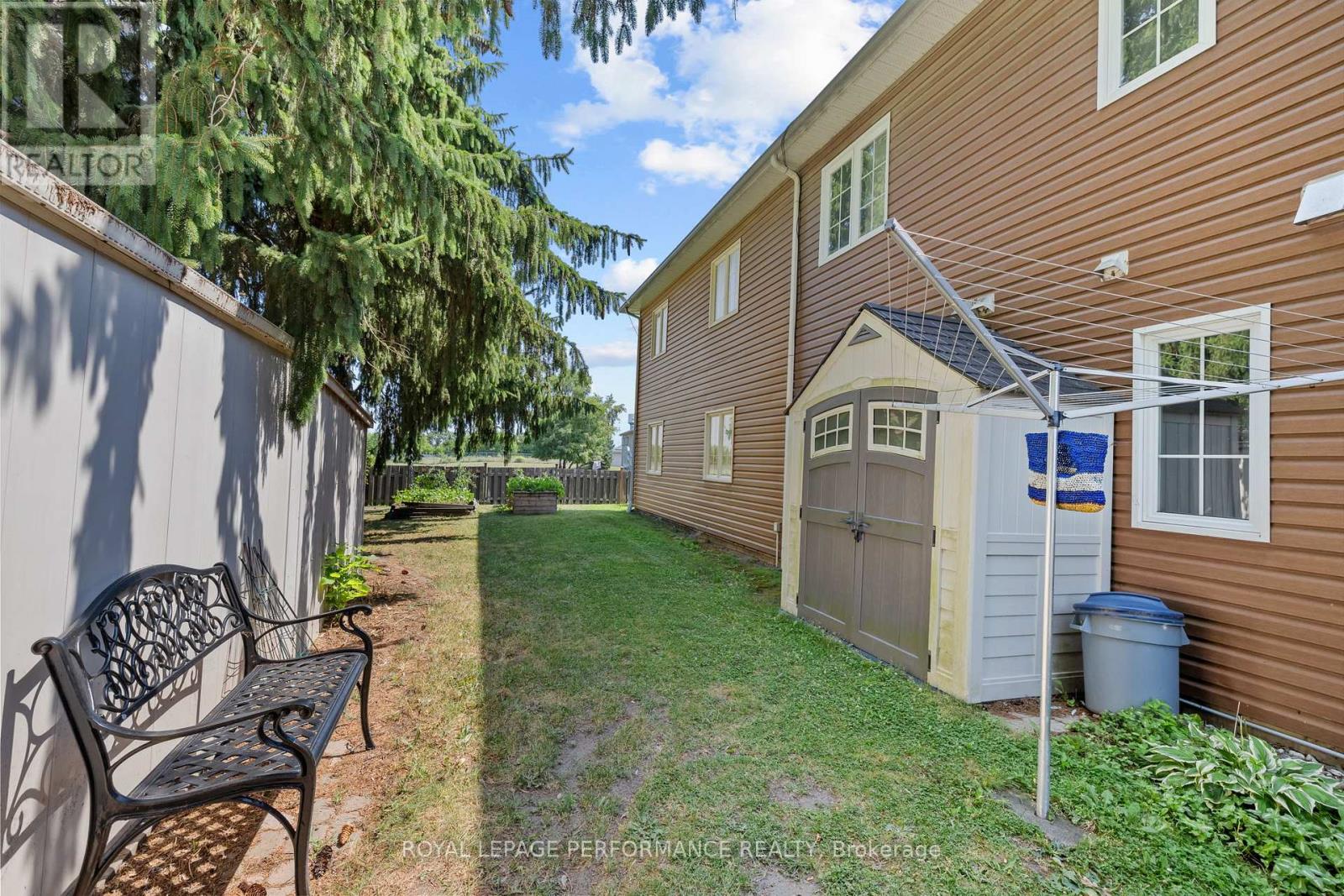 28 Queen Street Property Photo 37