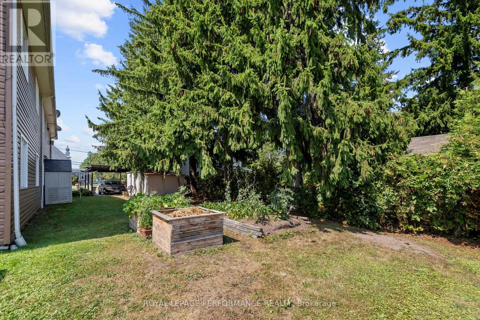 28 Queen Street Property Photo 39