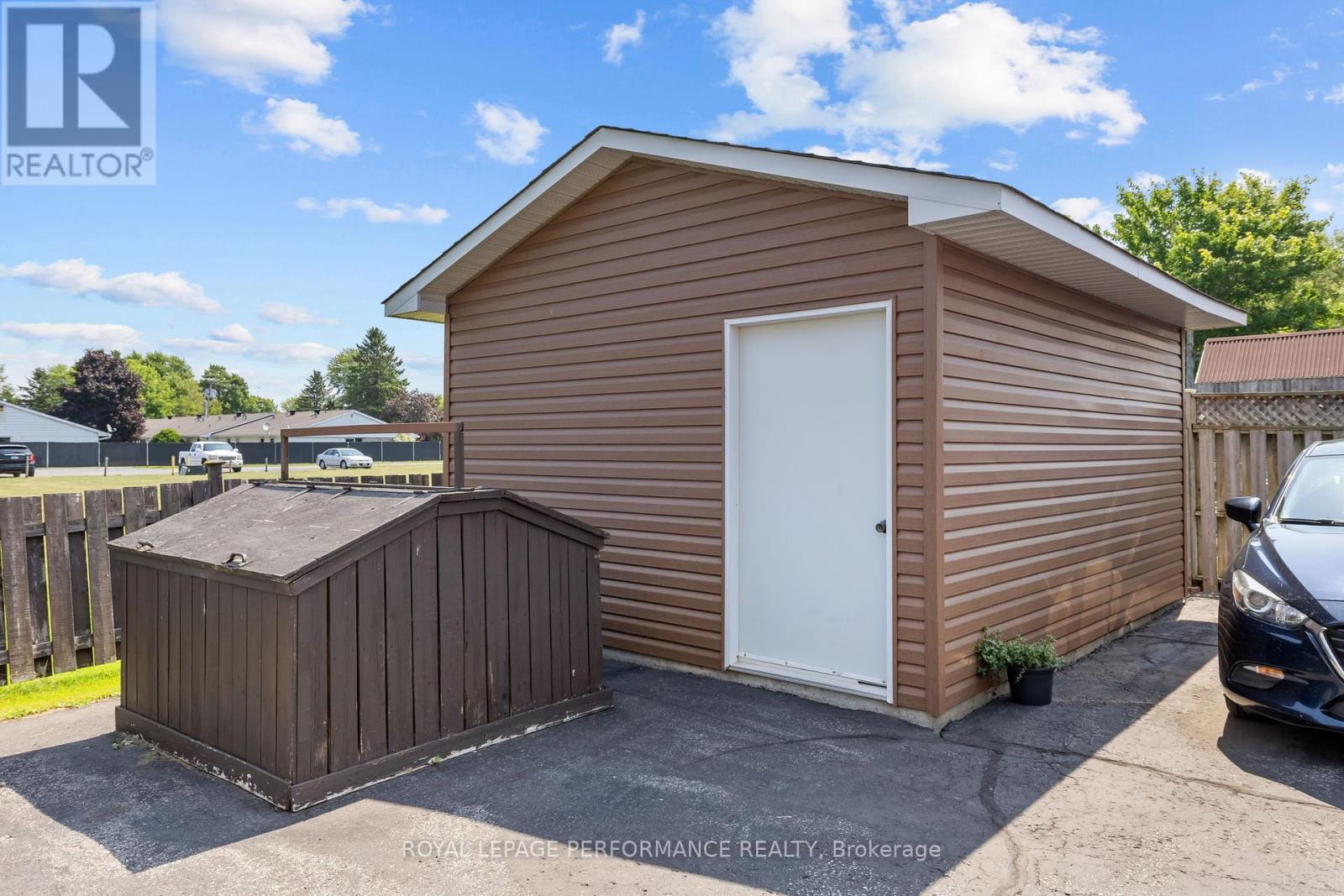 28 Queen Street Property Photo 41