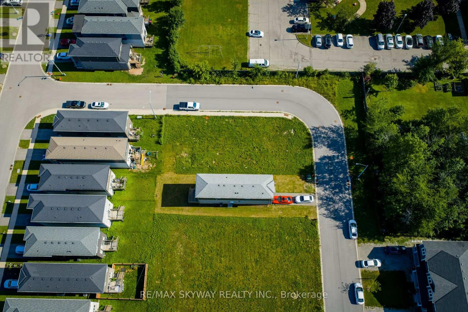 215 Iva Street Property Photo 6