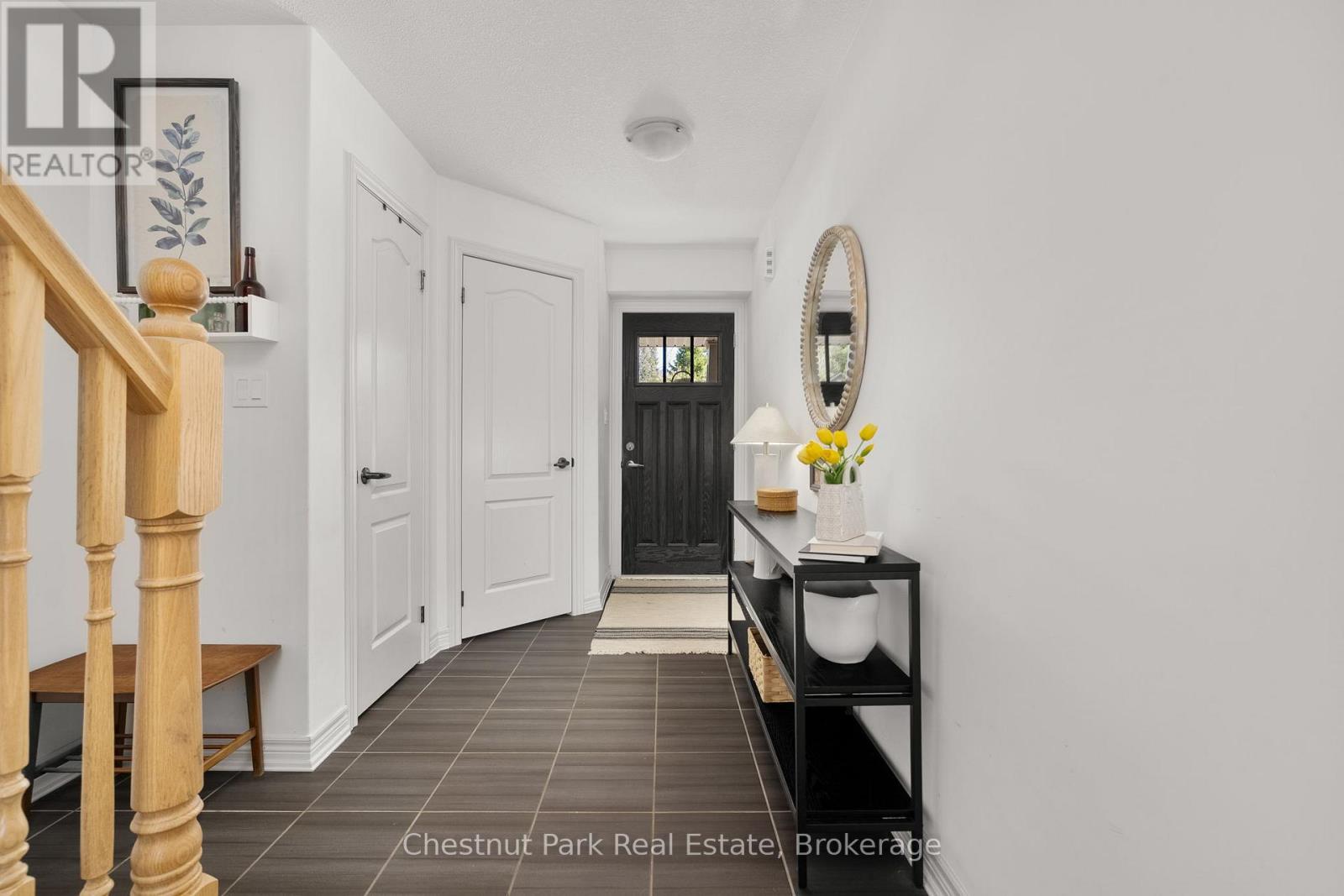 5 Brookside Crossing Property Photo 3