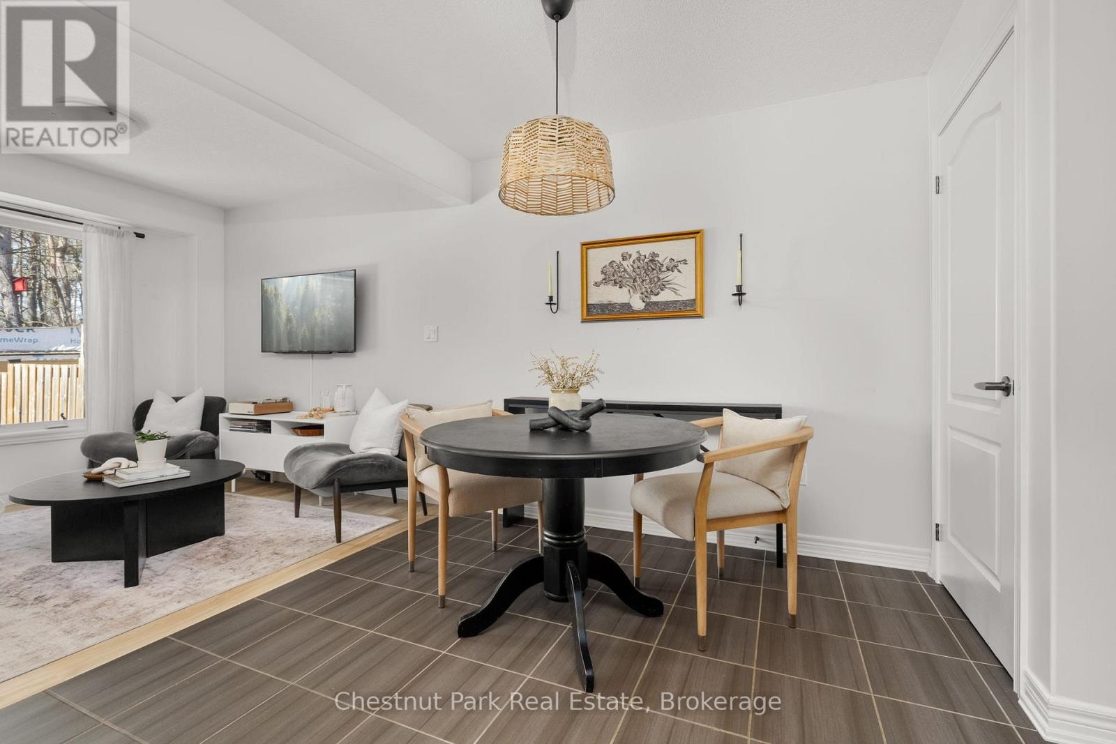 5 Brookside Crossing Property Photo 14