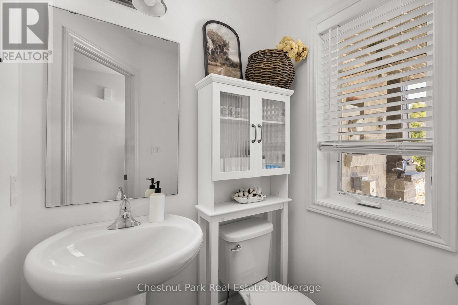 5 Brookside Crossing Property Photo 15