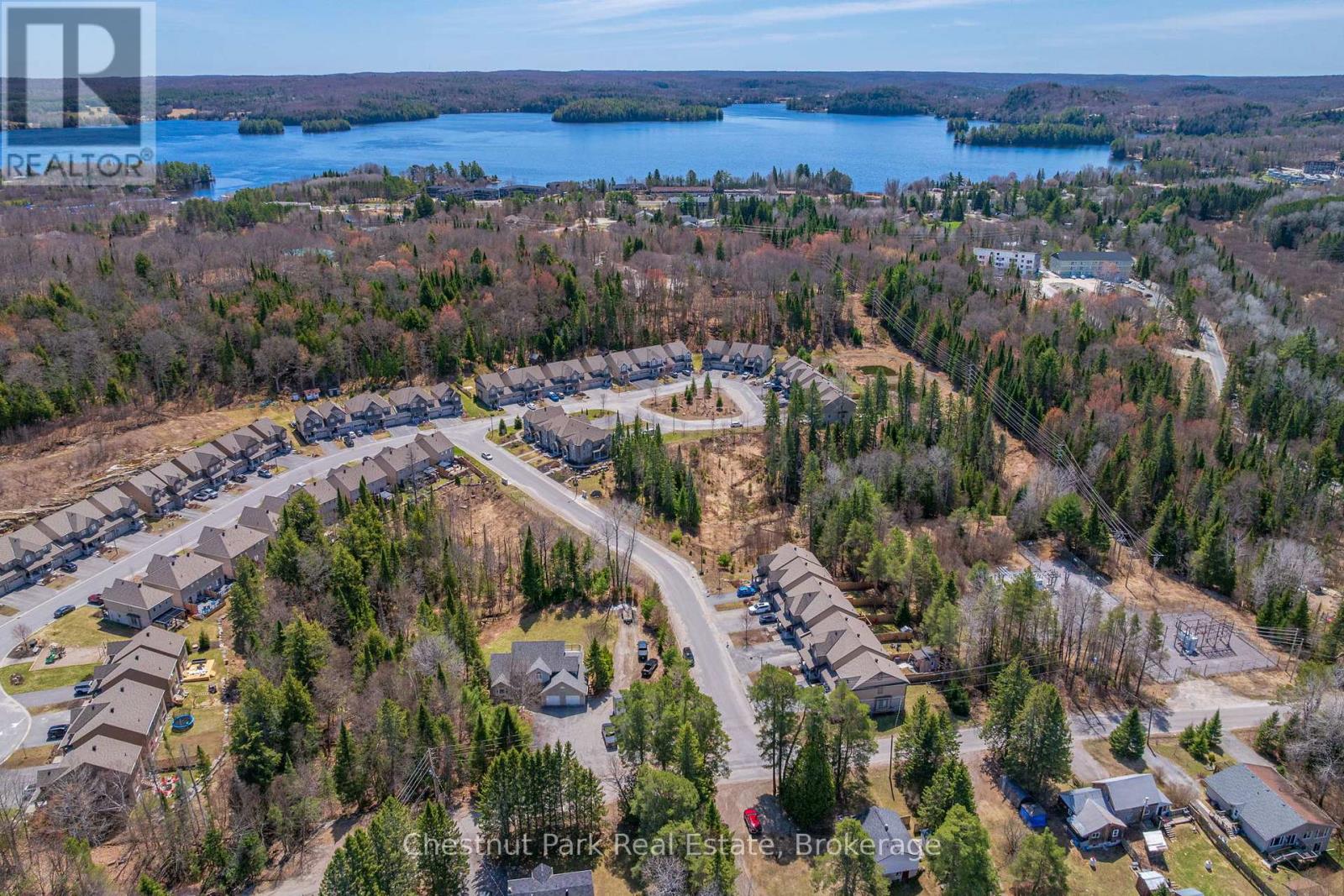 5 Brookside Crossing Property Photo 44