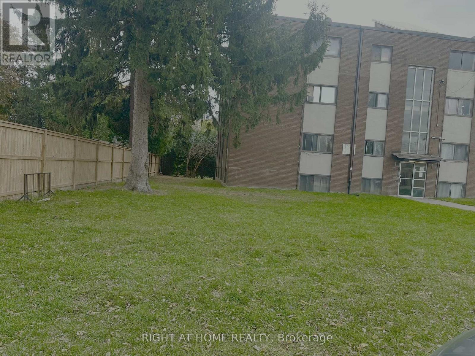 16 - 220 Ashland Avenue Property Photo 2