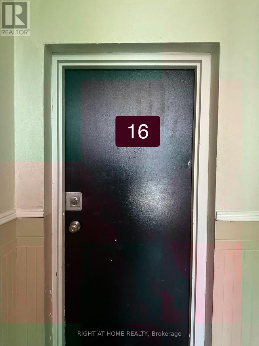 16 - 220 Ashland Avenue Property Photo 5