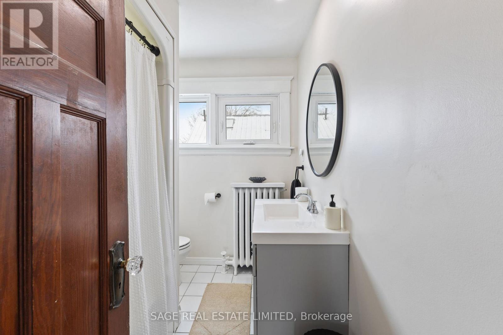 40 Main Street Property Photo 29