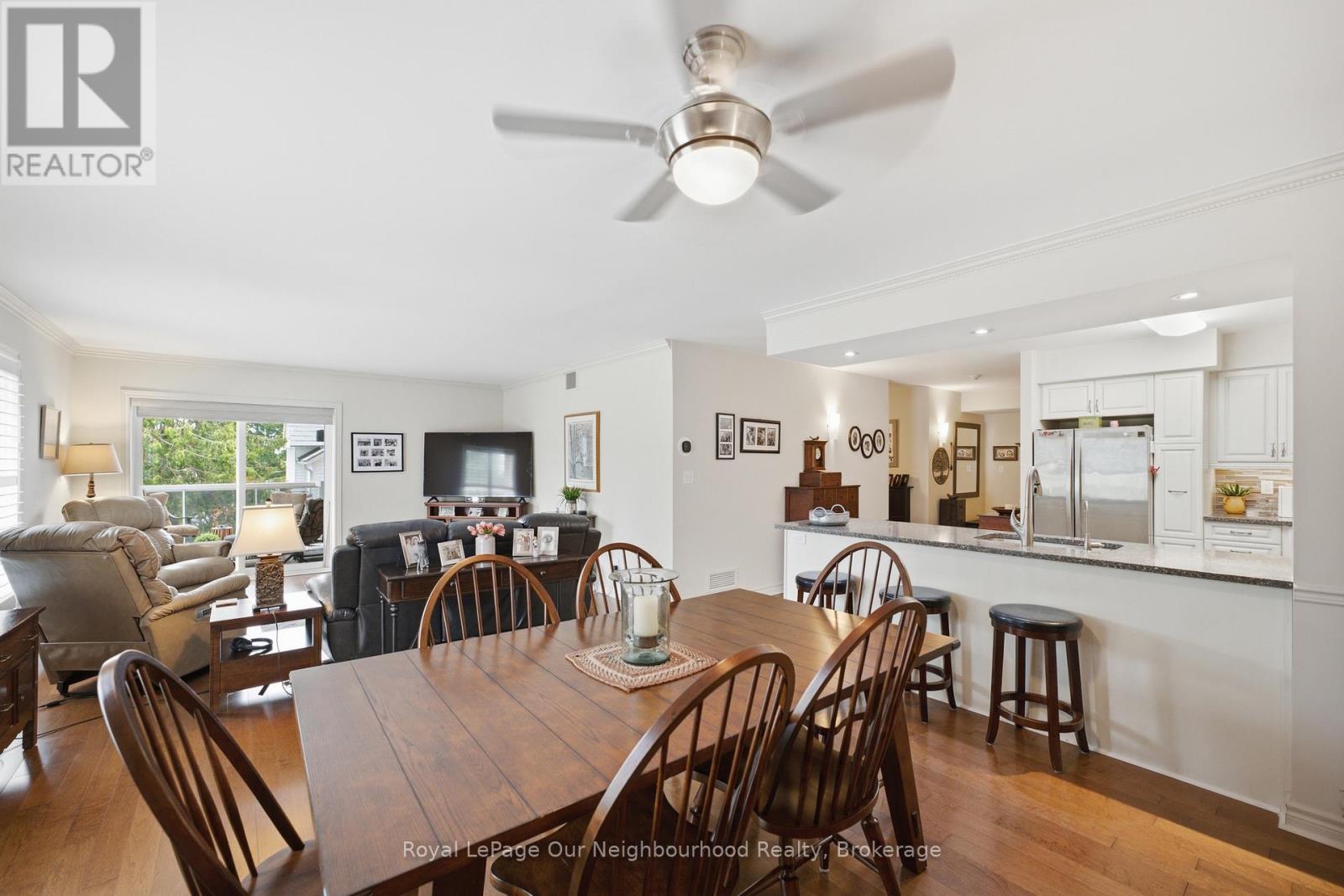 2a - 130 Queen Street Property Photo 14