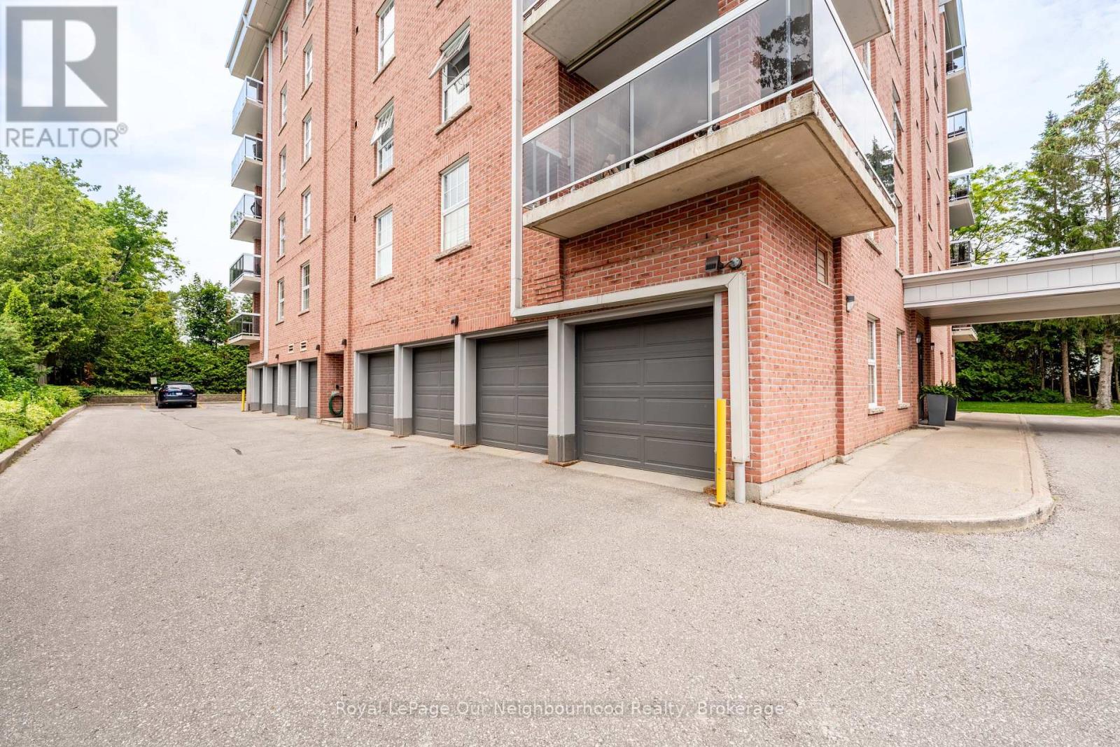2a - 130 Queen Street Property Photo 34