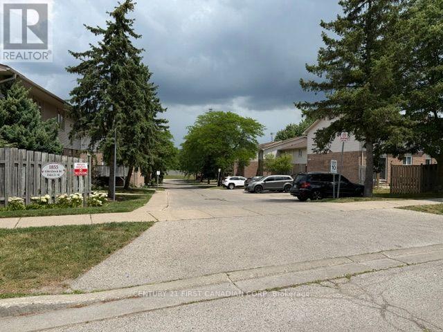 42 - 1855 ALDERSBROOK ROAD W