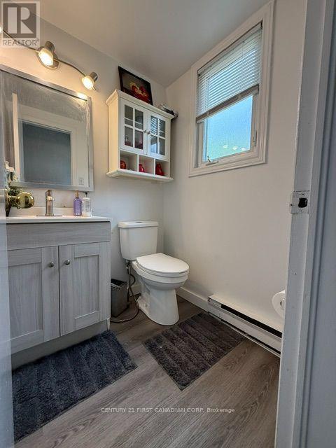 42 - 1855 Aldersbrook Road W Property Photo 13