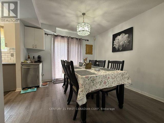 42 - 1855 Aldersbrook Road W Property Photo 14