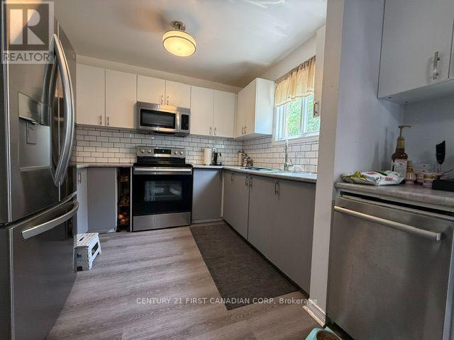 42 - 1855 Aldersbrook Road W Property Photo 16