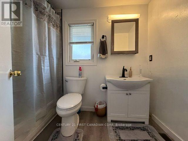 42 - 1855 Aldersbrook Road W Property Photo 23