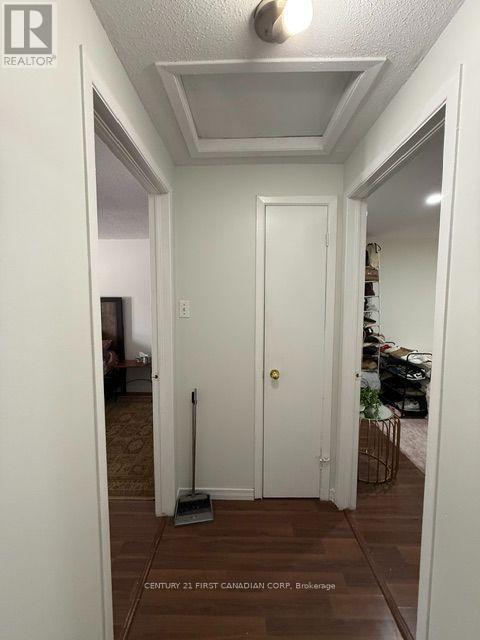 42 - 1855 Aldersbrook Road W Property Photo 33