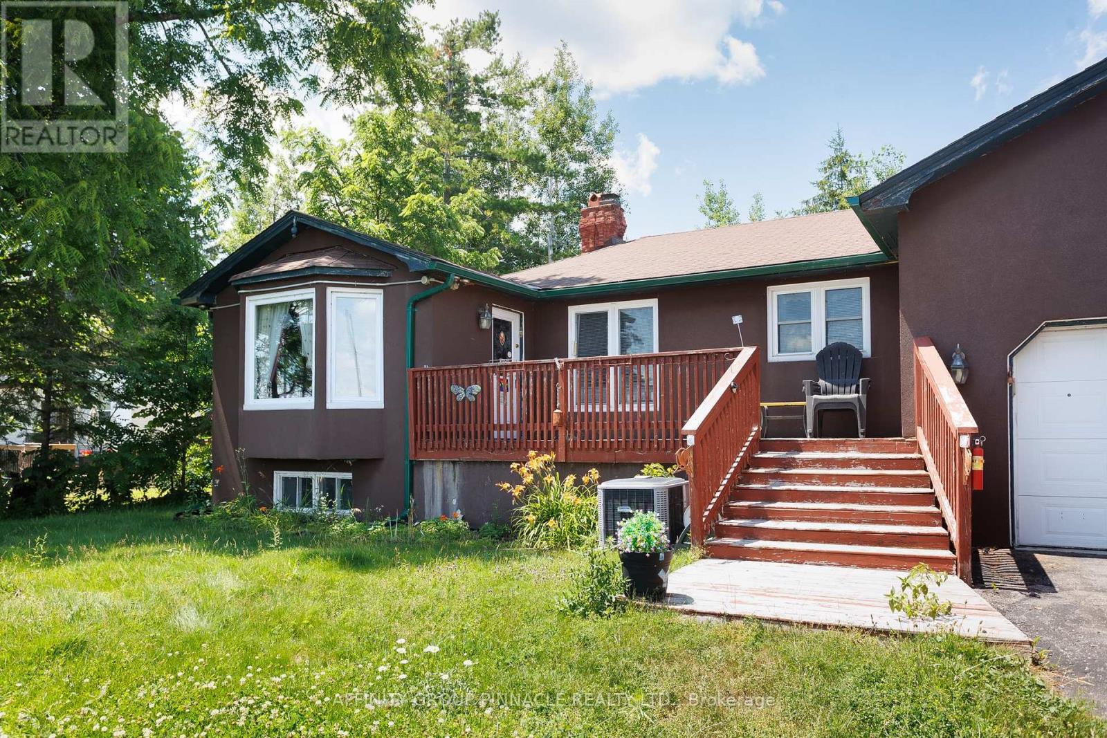 2029 Pigeon Lake Road Property Photo 2