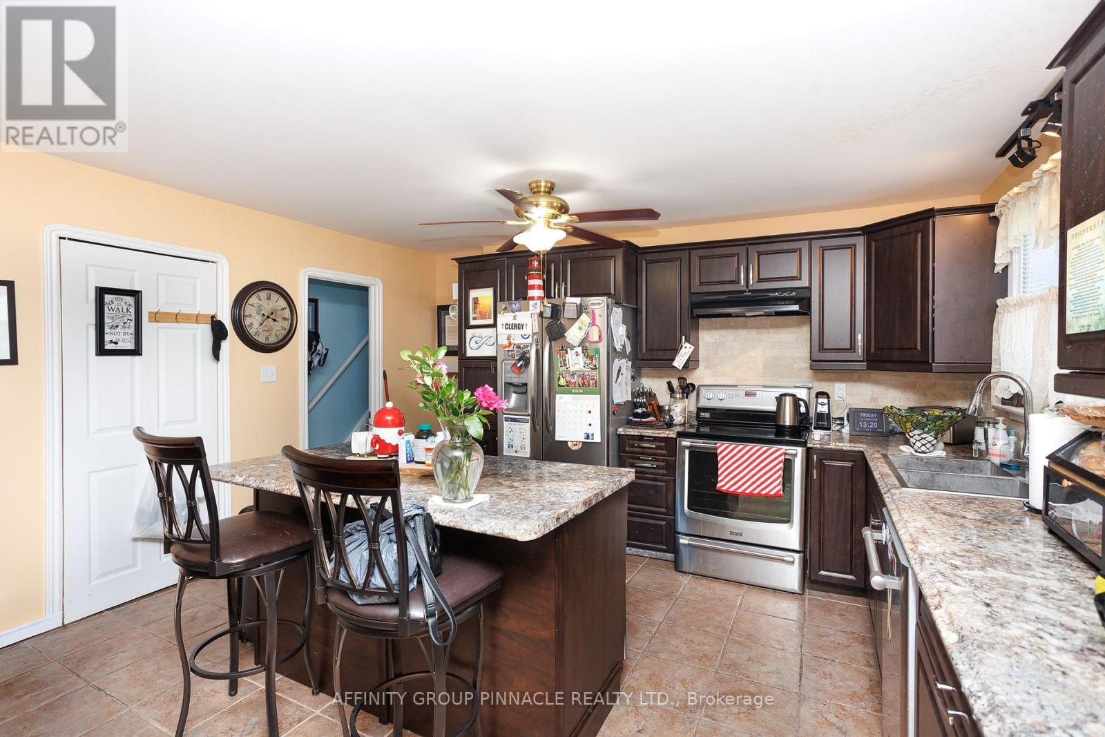 2029 Pigeon Lake Road Property Photo 18