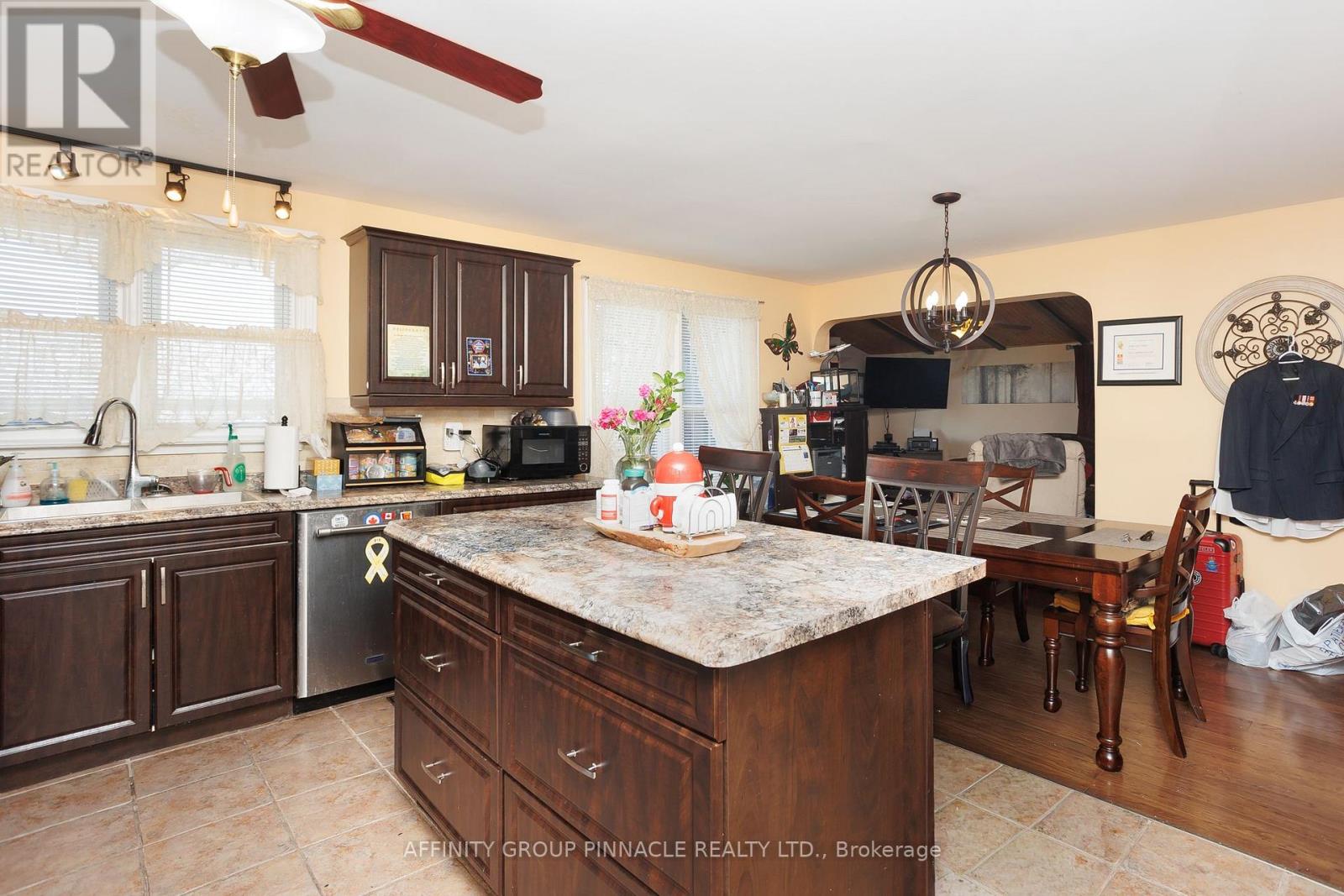 2029 Pigeon Lake Road Property Photo 21