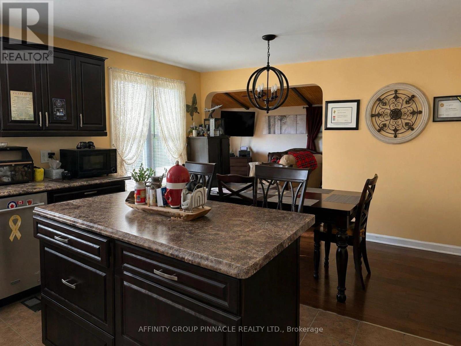 2029 Pigeon Lake Road Property Photo 22