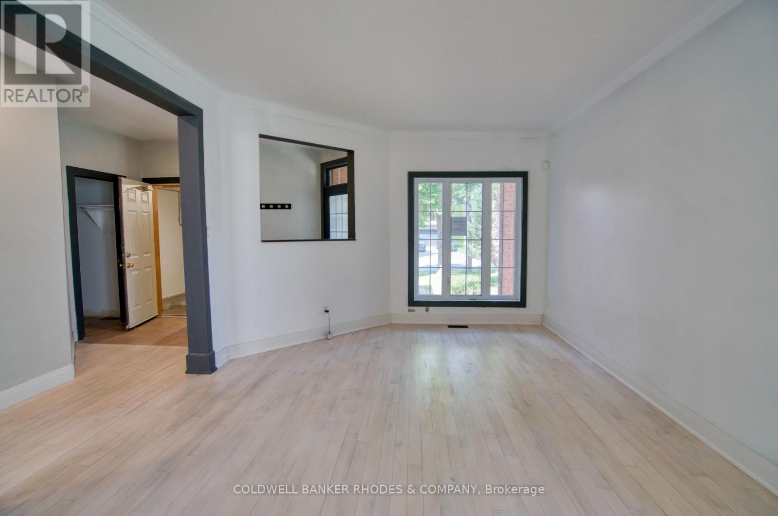 32 Catterick Crescent Property Photo 4