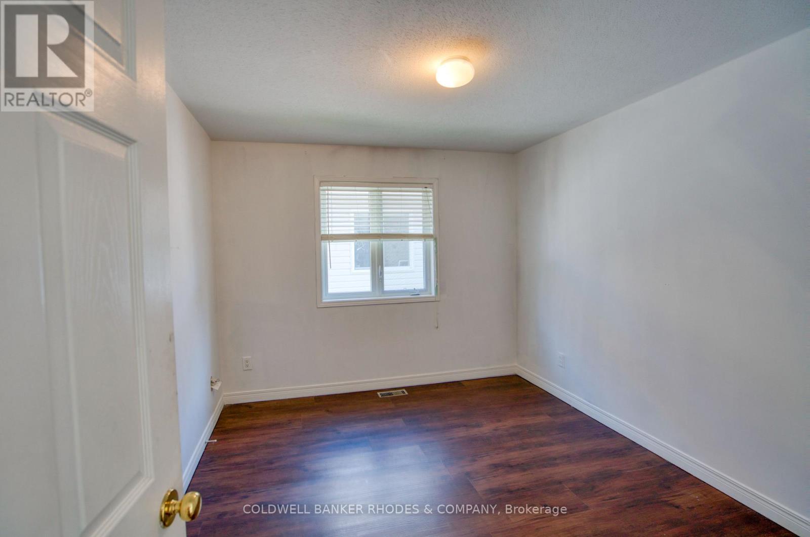 32 Catterick Crescent Property Photo 20