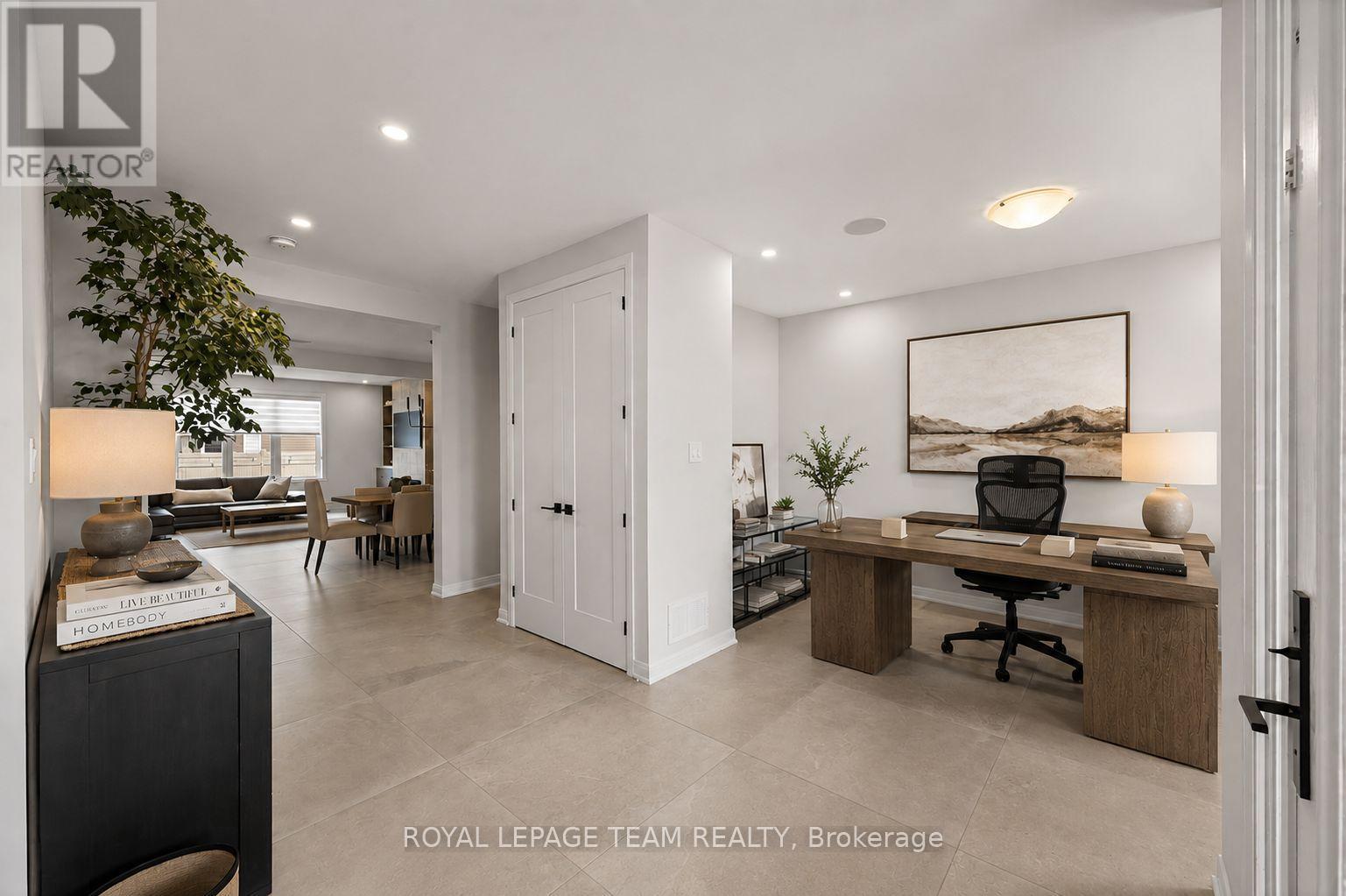 58 Yacht Terrace Property Photo 6