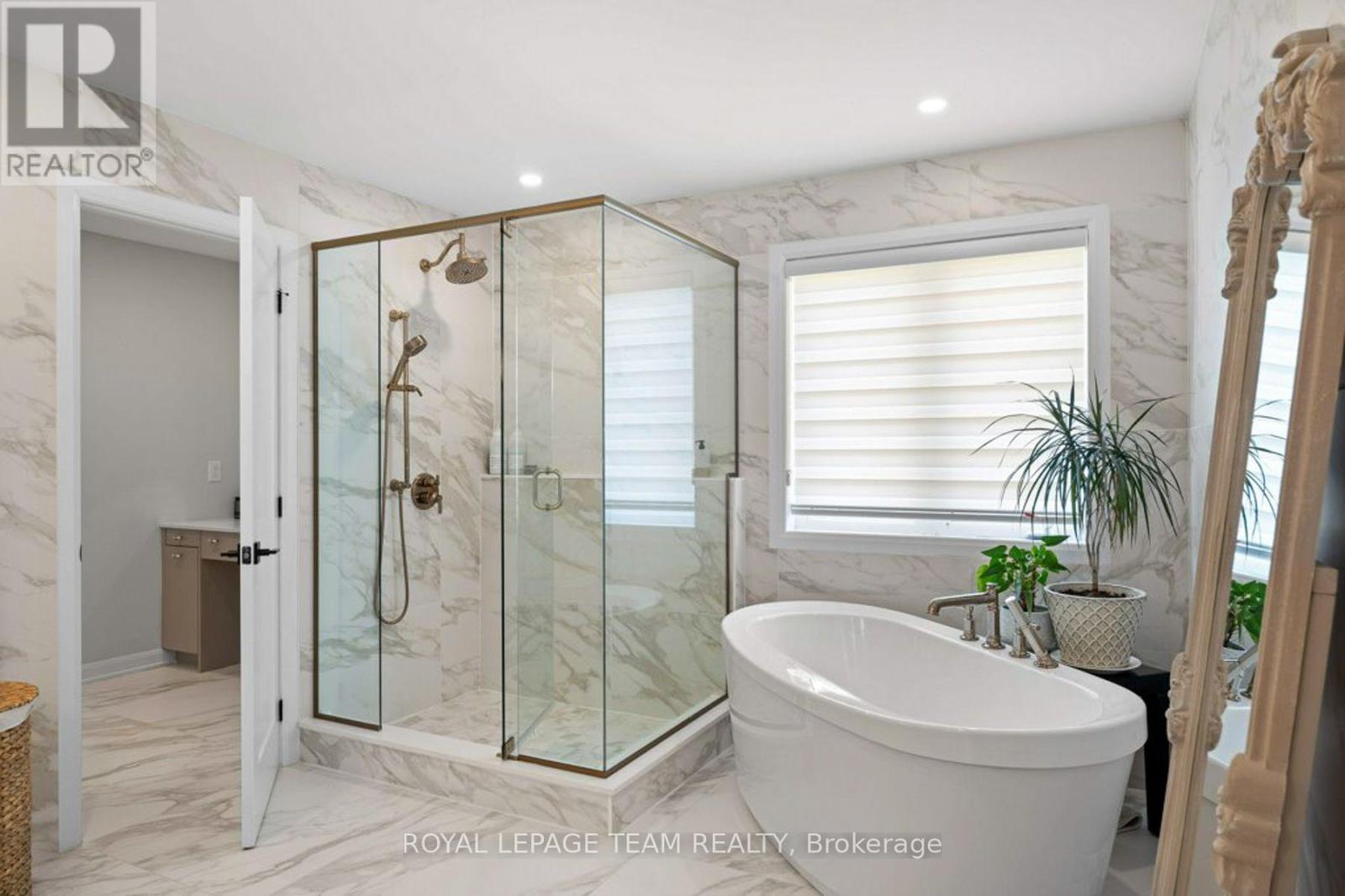 58 Yacht Terrace Property Photo 29