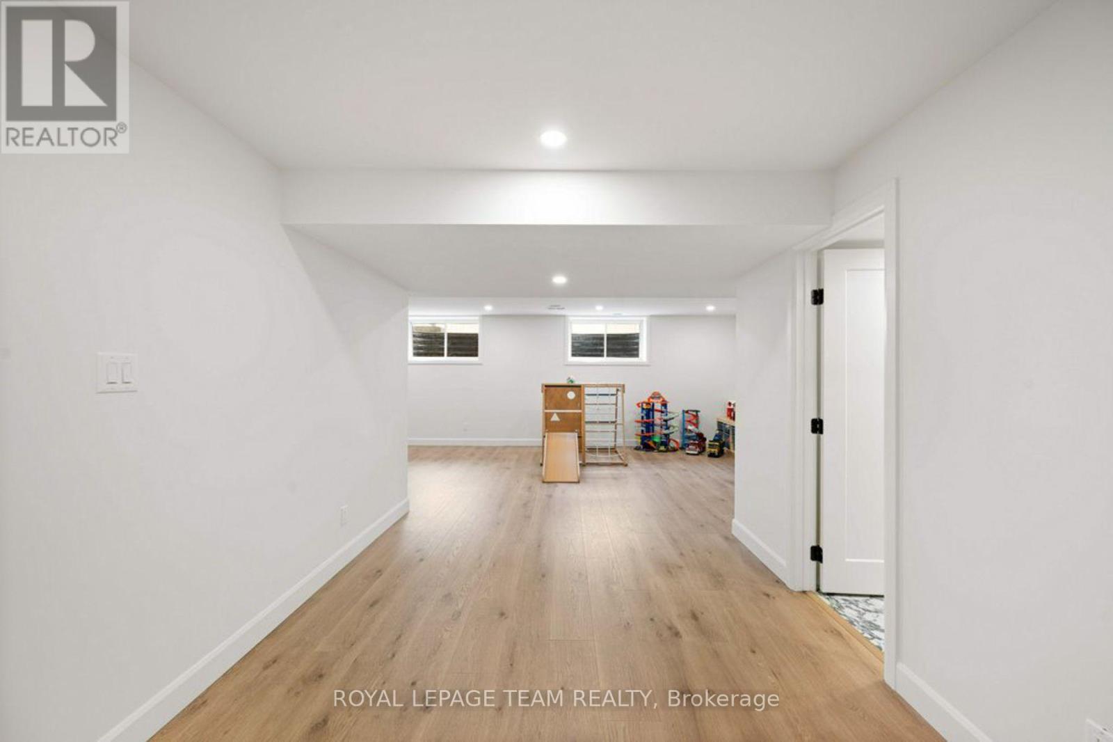 58 Yacht Terrace Property Photo 40