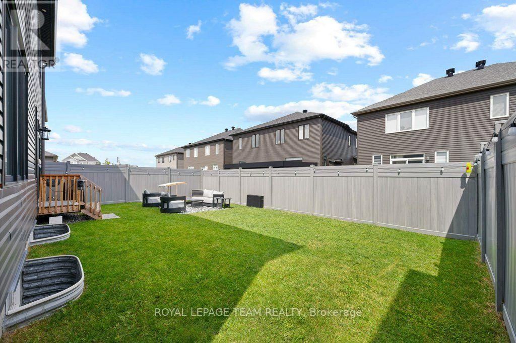 58 Yacht Terrace Property Photo 45