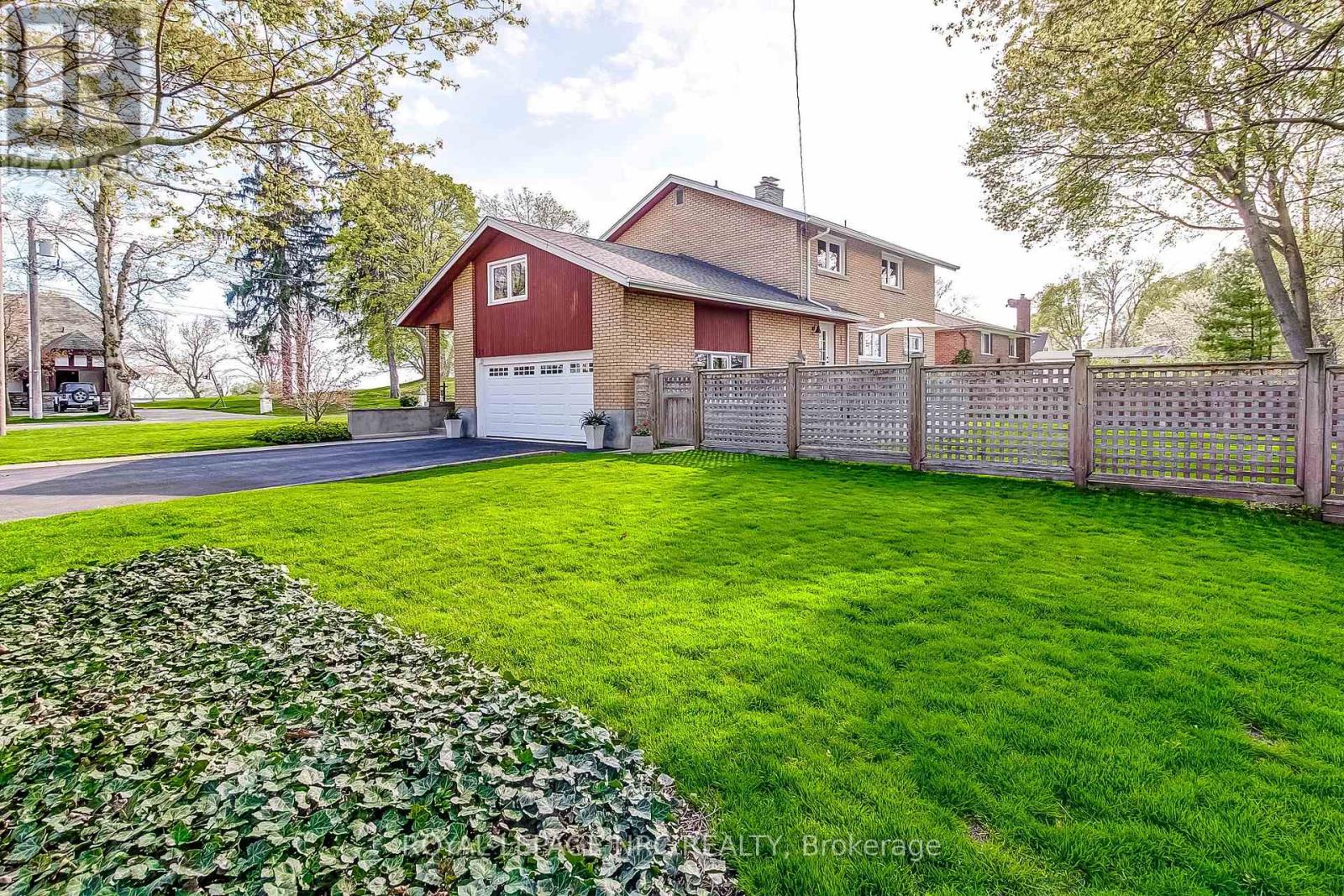 24 Tennessee Avenue Property Photo 5