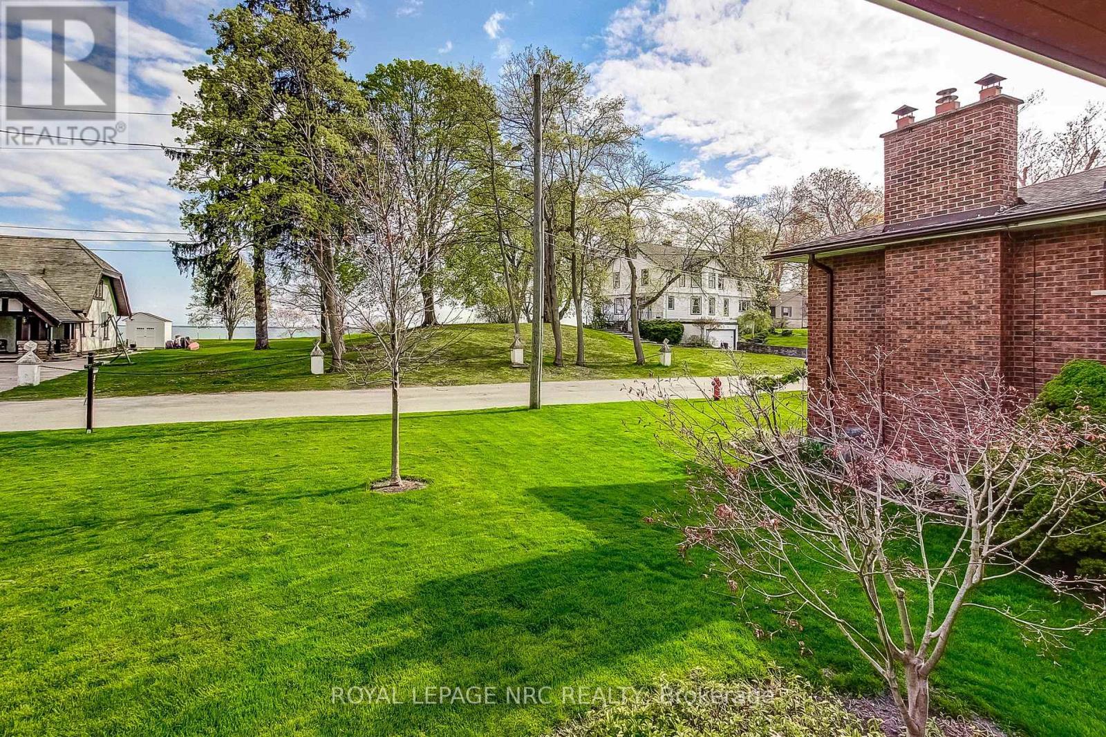 24 Tennessee Avenue Property Photo 6