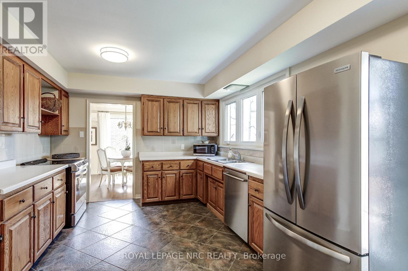 24 Tennessee Avenue Property Photo 17