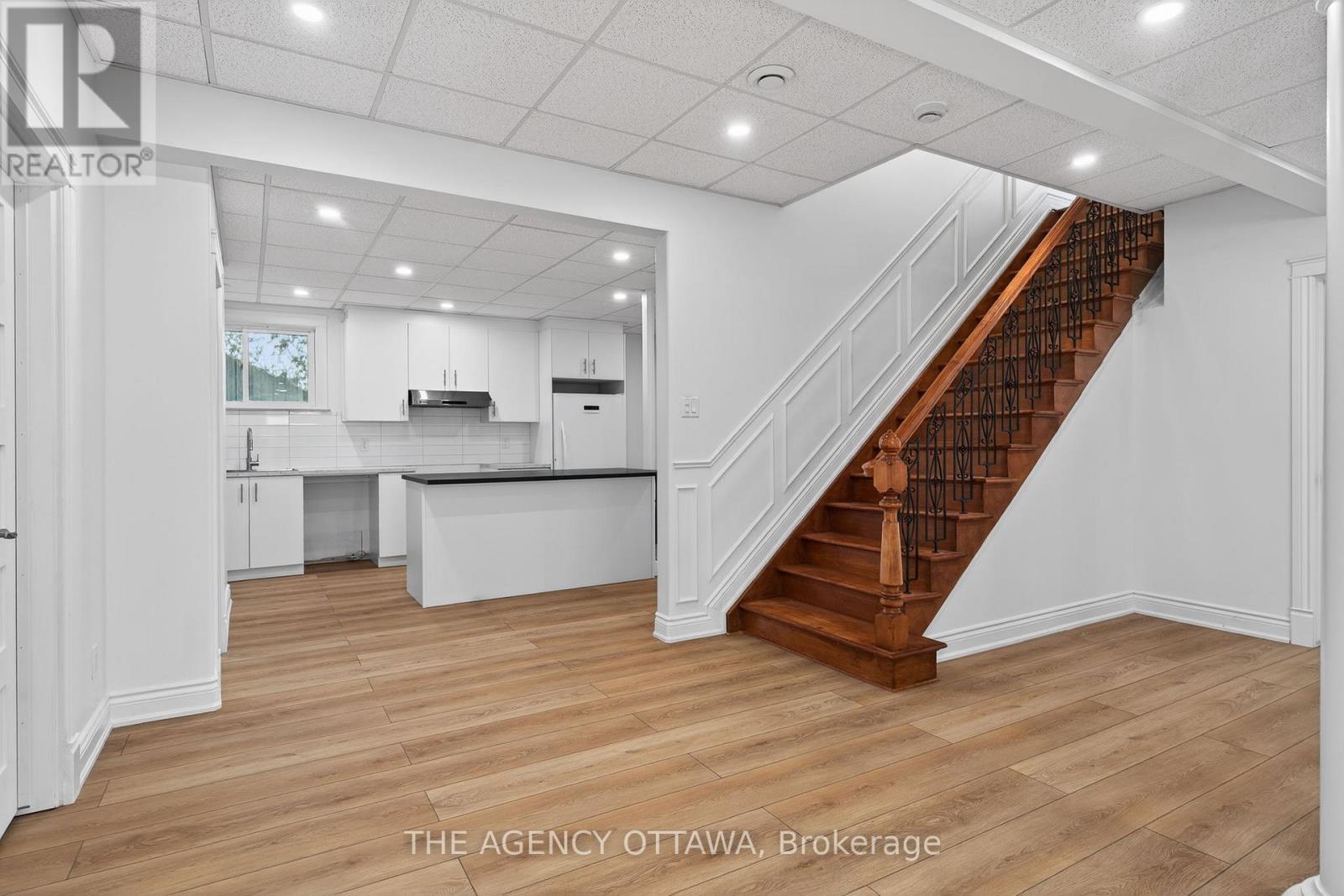 4633 Albion Road Property Photo 33