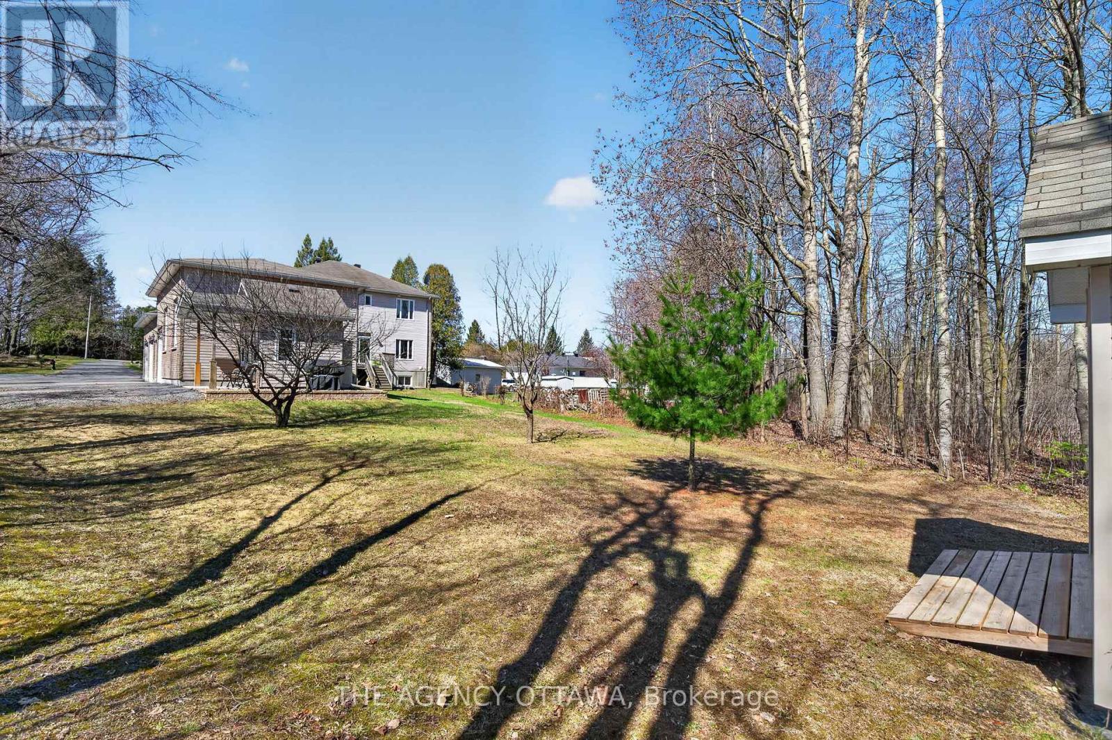 4633 Albion Road Property Photo 46
