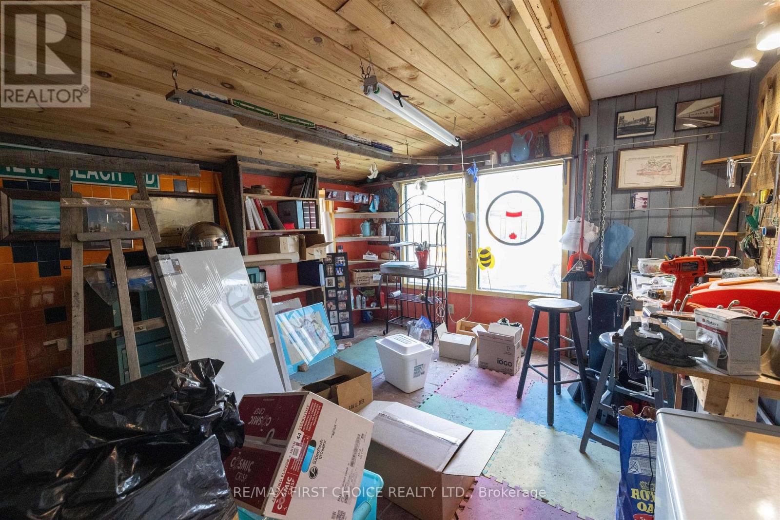 1185 Sunrise Beach Road Property Photo 23