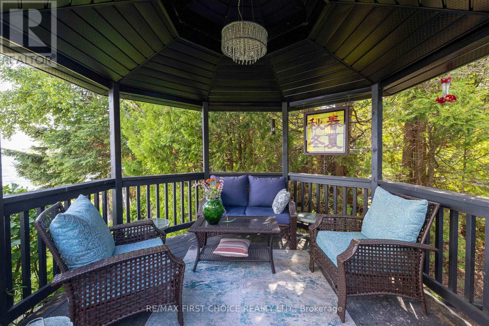 1185 Sunrise Beach Road Property Photo 27