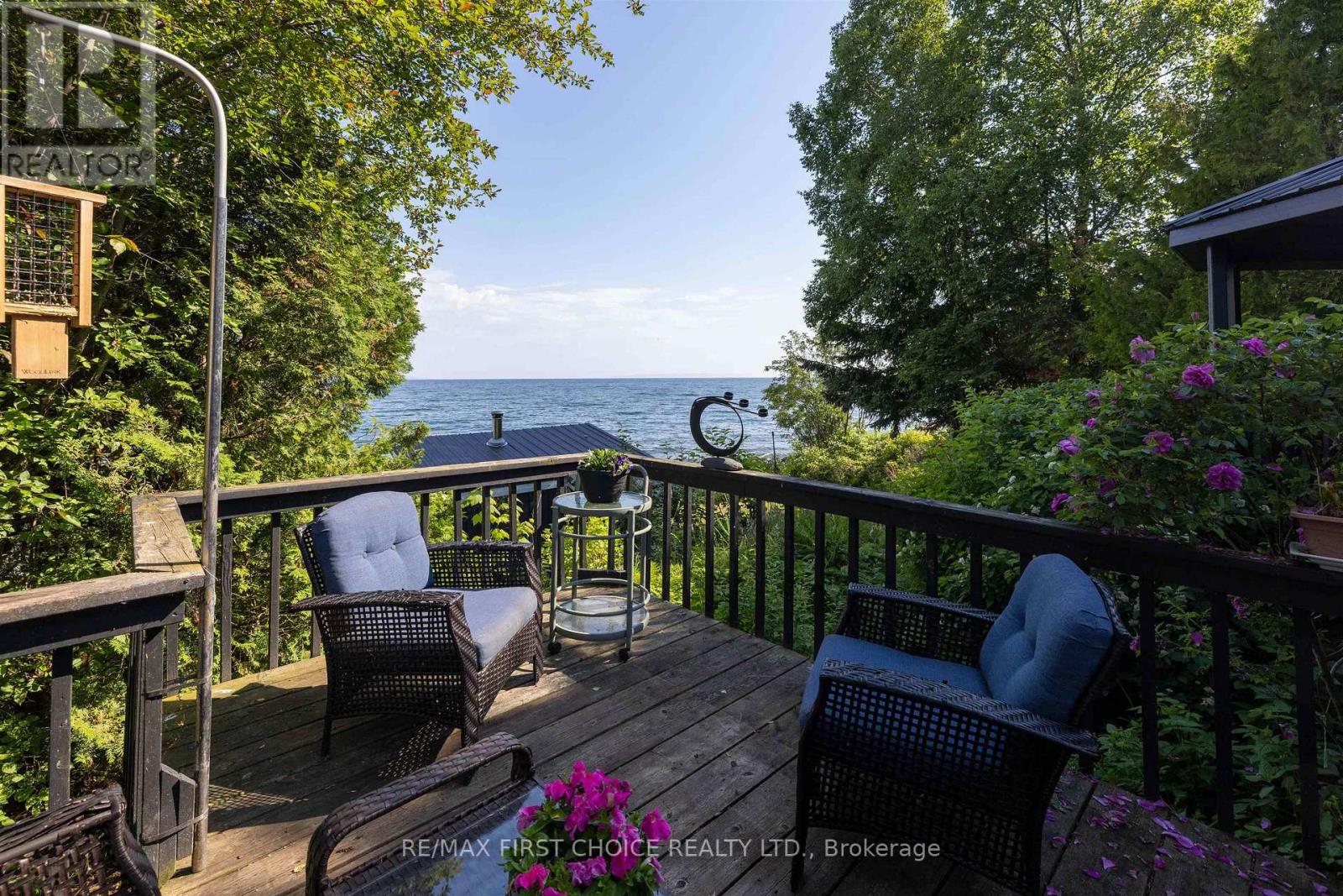 1185 Sunrise Beach Road Property Photo 29