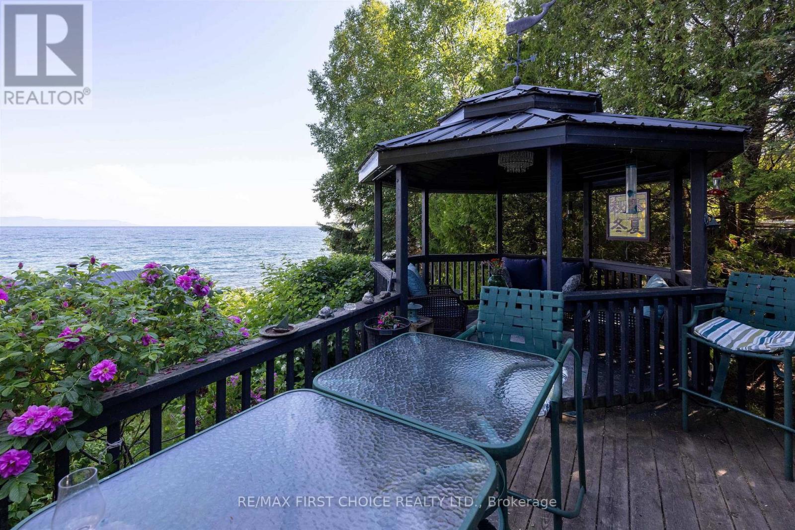 1185 Sunrise Beach Road Property Photo 30