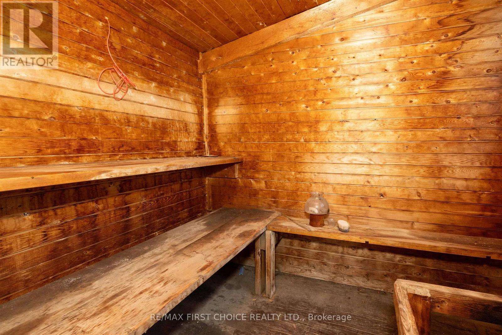 1185 Sunrise Beach Road Property Photo 34