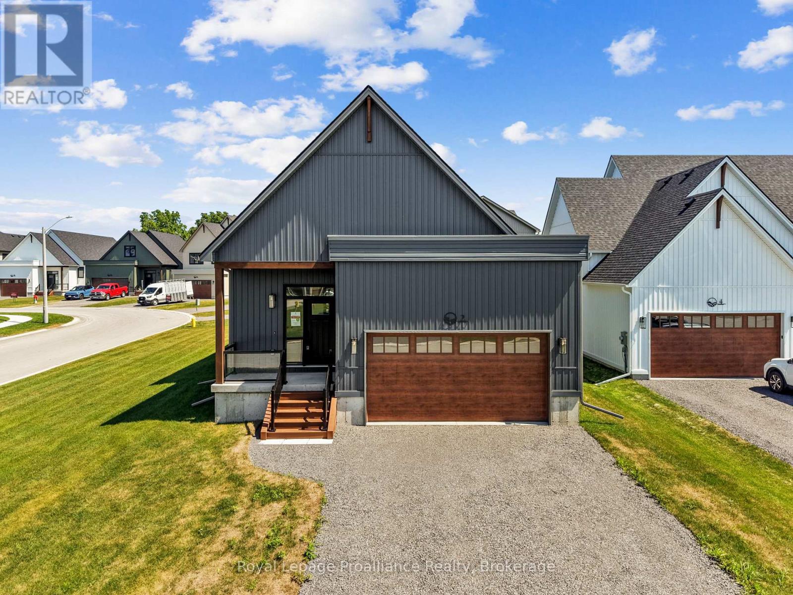2 Merriman Court Property Photo 1
