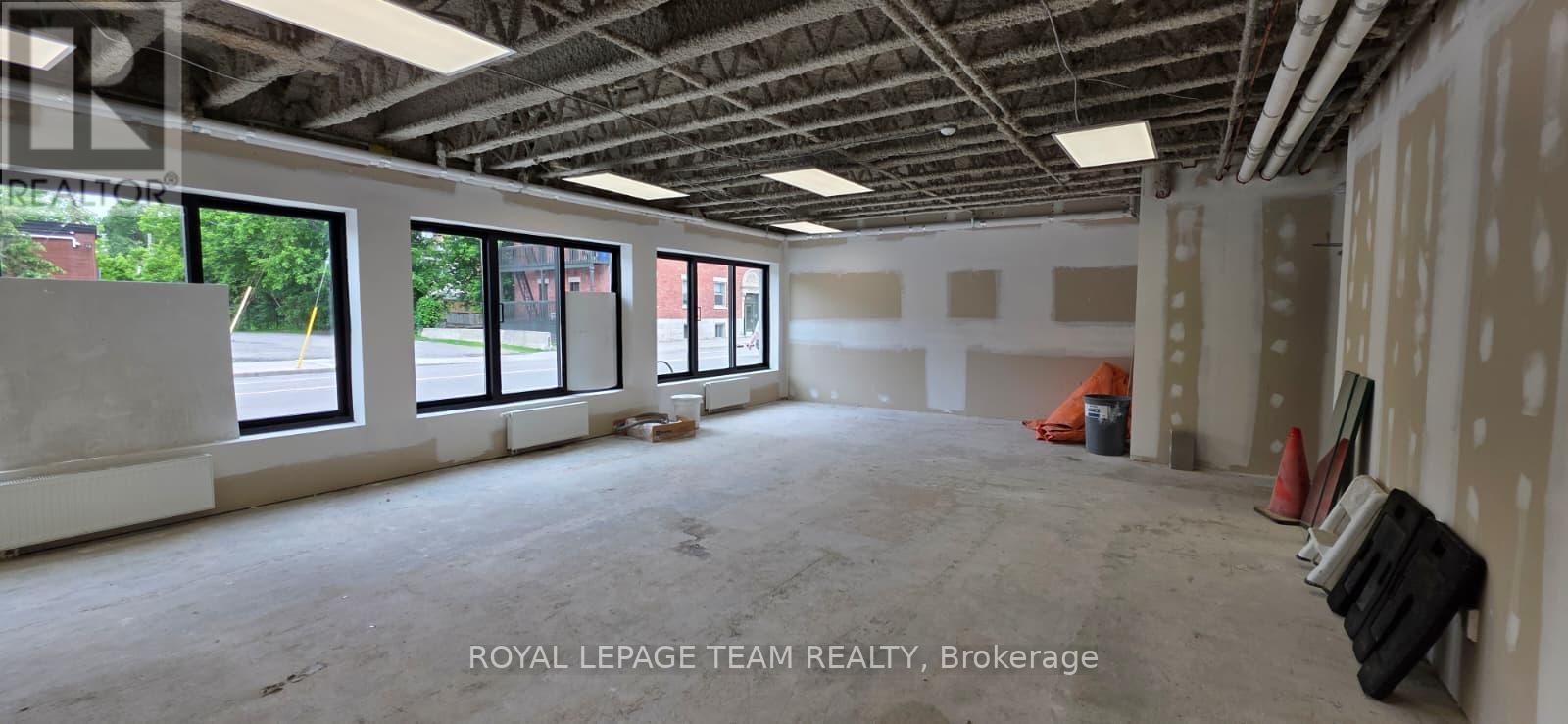 104 - 168 Charlotte Street Property Photo 9